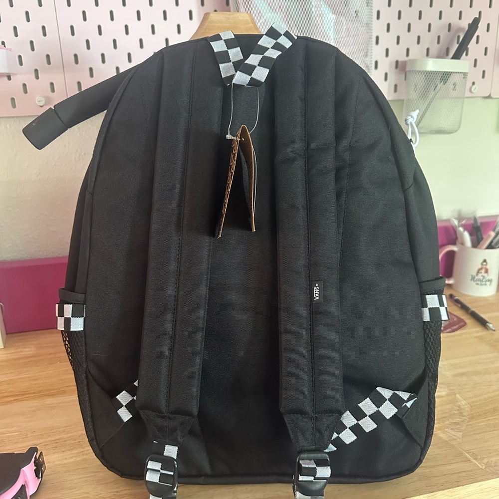 Vans Black and White Checkered Backpack NWT - Picture 2 of 3